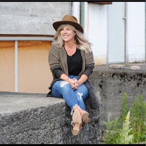 Meet your Posher, Kimberly